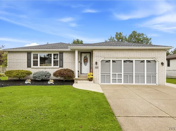 100 Baywood Dr, Cheektowaga, NY 14227