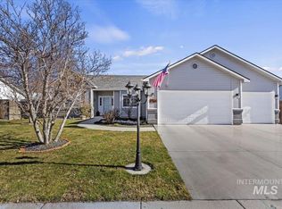 1958 N Man O War Way, Meridian, ID 83646