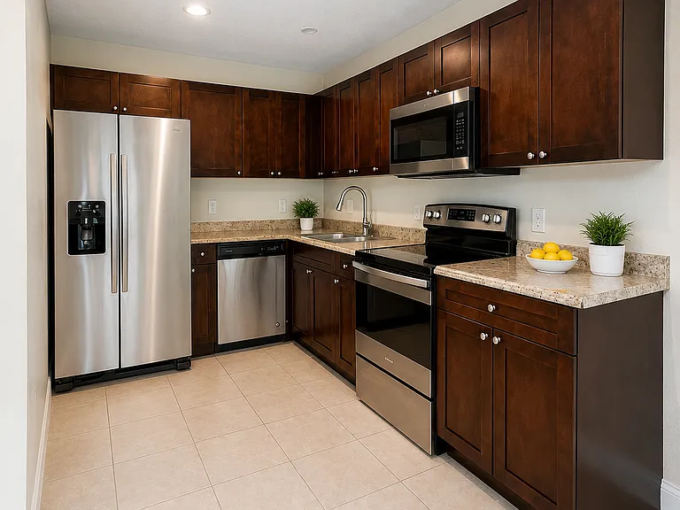 642 Heraldo Ct — Photo 2