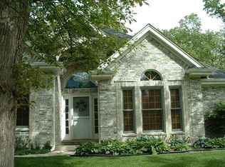 1831 E Rietveld Dr, Crete, IL 60417