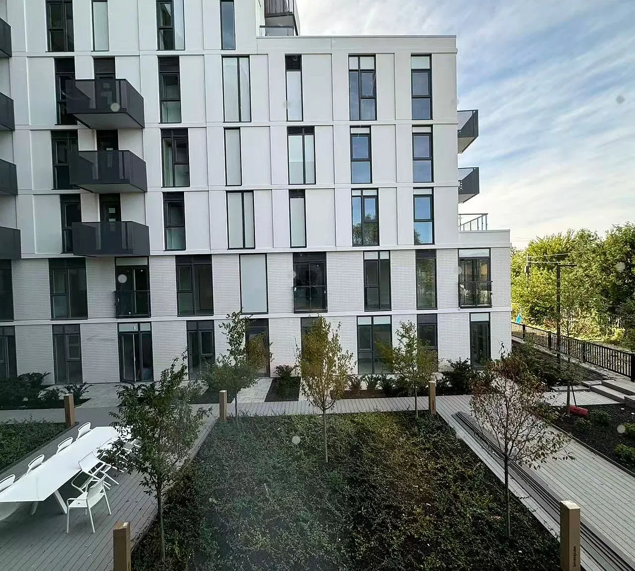 Nordic Condos — Photo 2