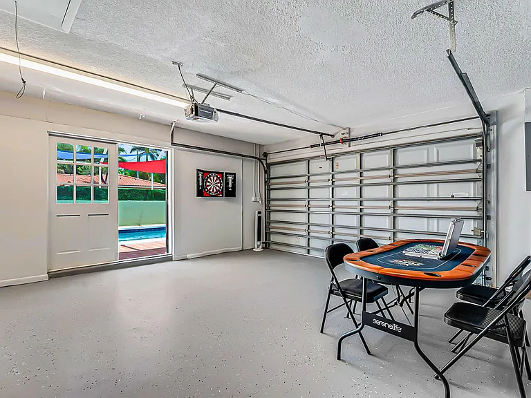532 N Palmway — Photo 52