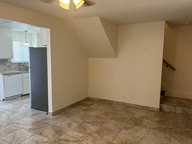 125 Amberidge Dr — Photo 6