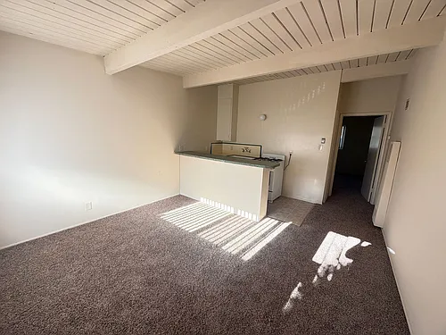 201Ave64 Photo 1