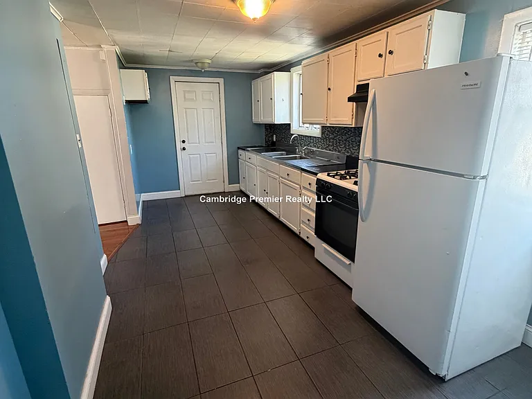 85R Glen St — Photo 19