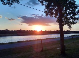 352 Canal Way, Oldsmar, FL 34677