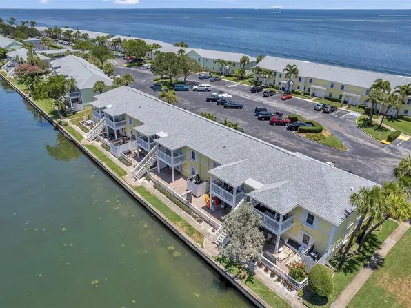 4985 Coquina Key Dr SE APT F, Saint Petersburg, FL 33705