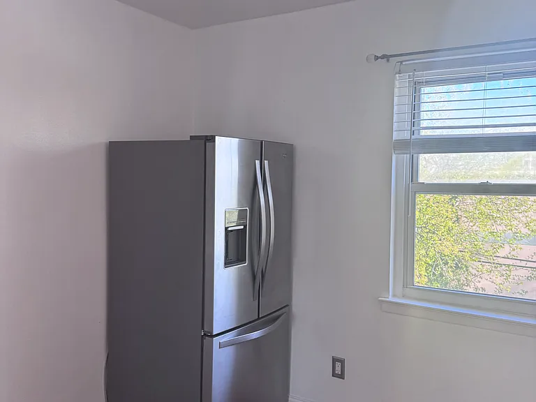 2888 Schley Ave #2 — Photo 7