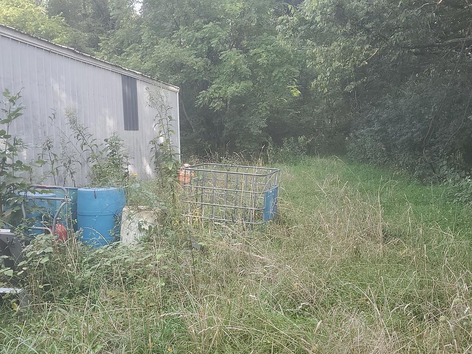 2nd image of Private Ln
