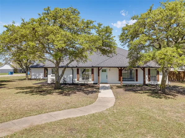 920 W Highway 22, Frost, TX 76641