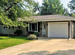 1310 Jefferson St, Pekin, IL 61554