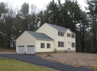 5 Susan Ln, Bellingham, MA 02019