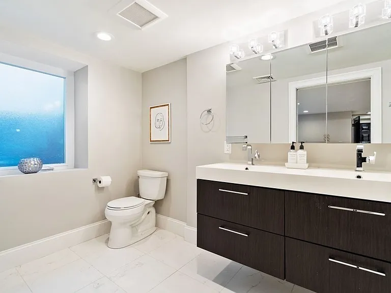 110 Albion St #1 — Photo 10