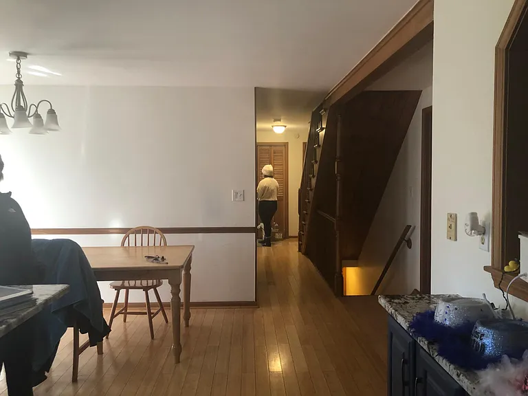 23 Hampshire Dr — Photo 3