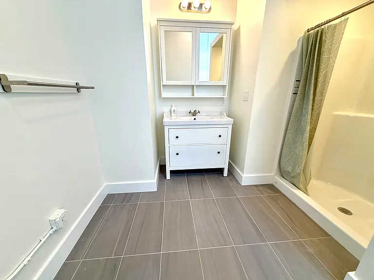 119 W Main St — Photo 4