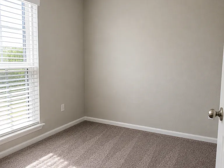 511 Waterside Dr #115 — Photo 21