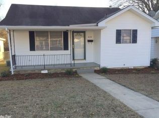 622 W Maple St, Benton, AR 72015