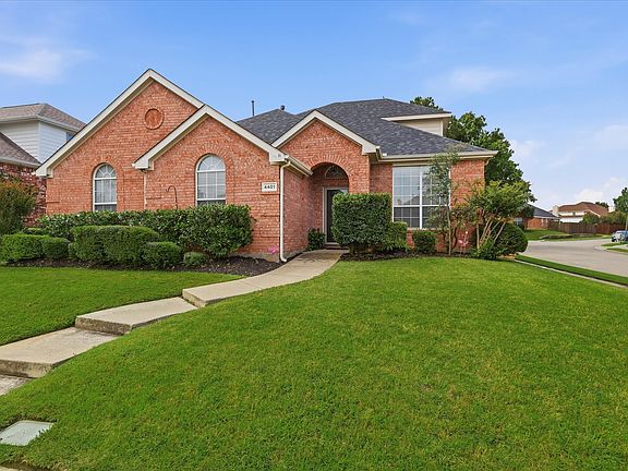 5th image of 4401 Lakeside Dr