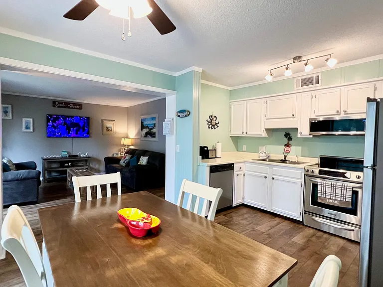 5905 S Kings Hwy #147A — Photo 18