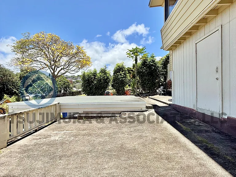 99-605 Kahilinai Pl #F — Photo 15