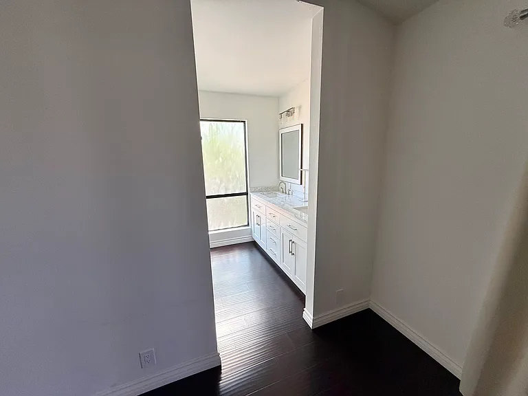 2934 Wellesley Ct — Photo 18
