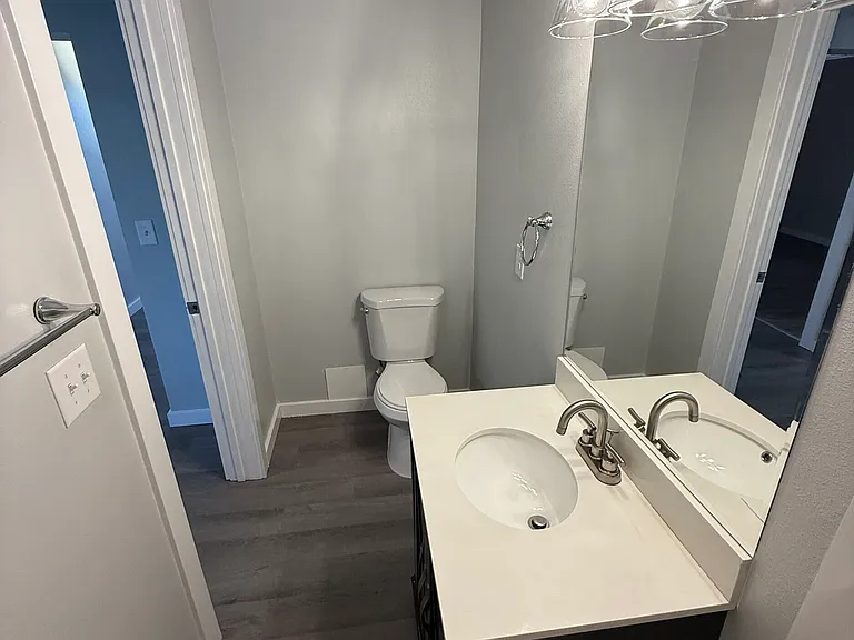 3130 Broadway #6 — Photo 10
