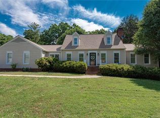 924 Plantation Dr, Lenoir, NC 28645