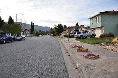 4th image of 305 Victoria Dr