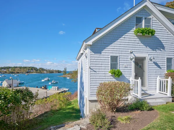 16 Raspberry Lane, Saint George, ME 04860