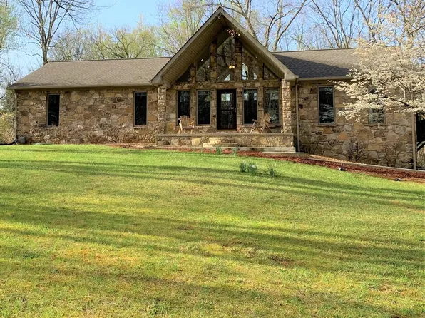 1206 Bill Smith Rd, Cookeville, TN 38501