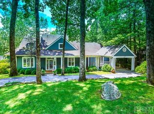 2946 W Club Blvd, Lake Toxaway, NC 28747