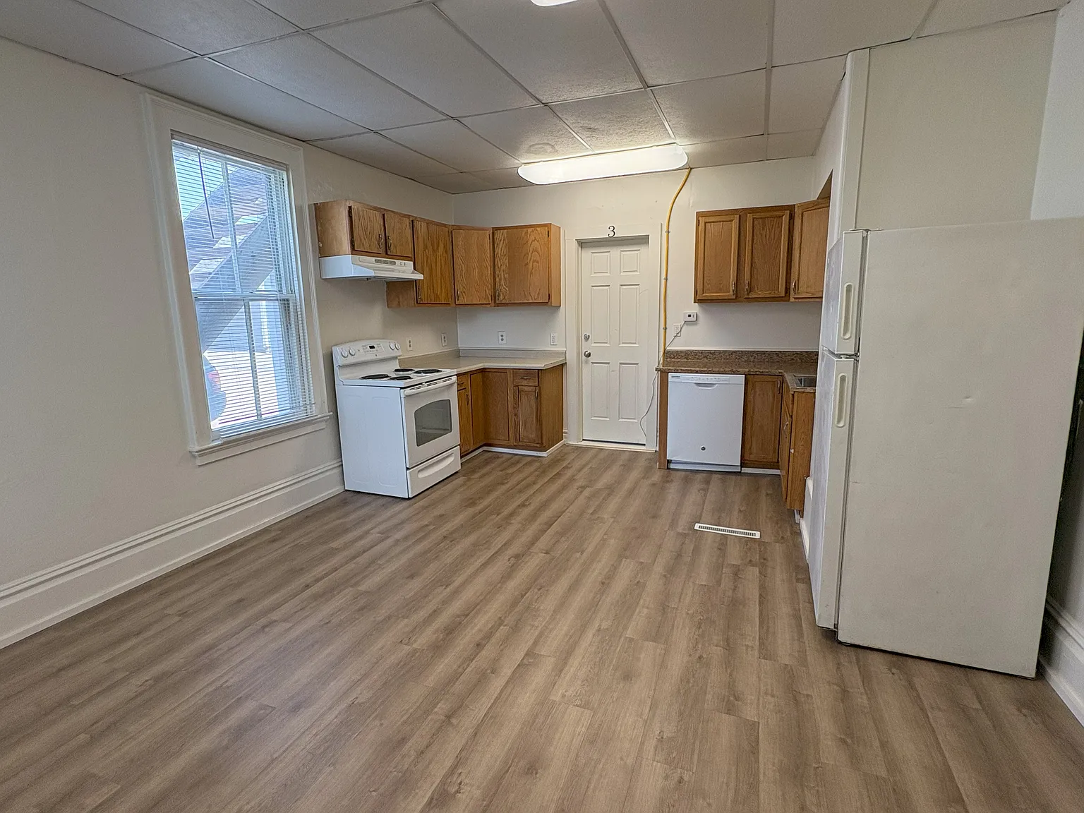 108 N Johnson St — Photo 3