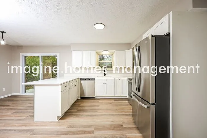 3698 Oakwood Dr — Photo 7