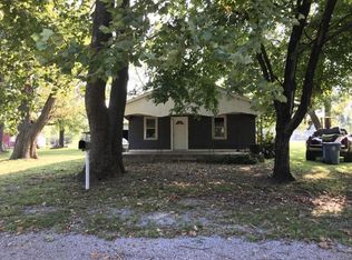 302 N Walnut St, Fairland, OK 74343