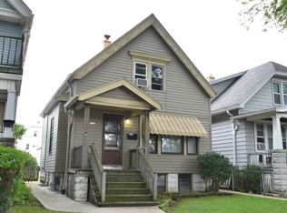 2921 S 9th St, Milwaukee, WI 53215