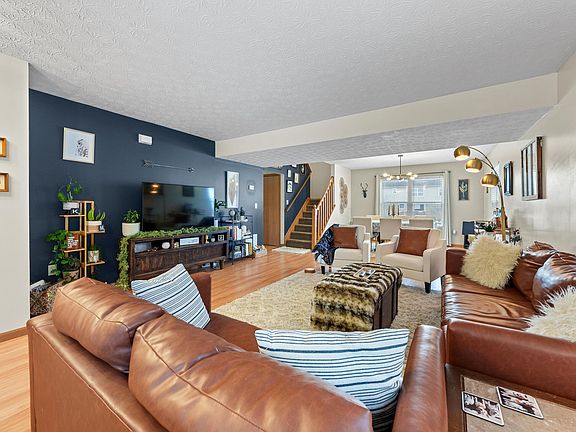5th image of 1127 Taylor Glen Blvd W