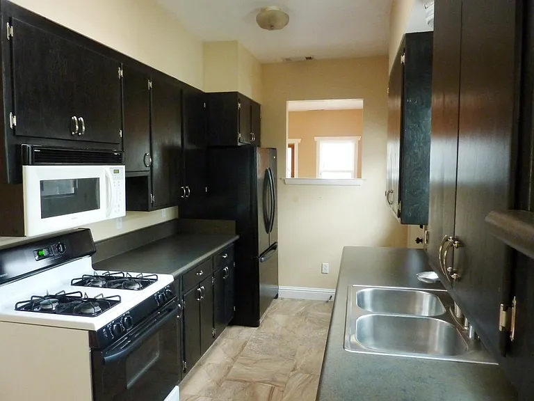229 Branch St — Photo 8