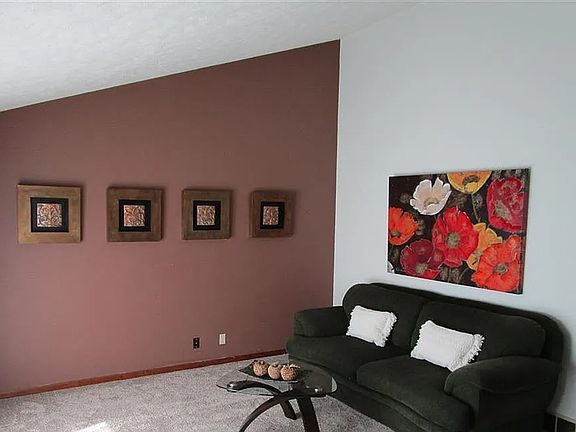 2nd image of 12724 Grant Cir