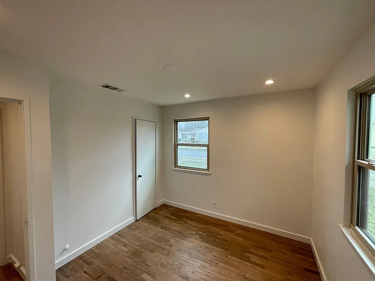 2803 Andrea Ln — Photo 11
