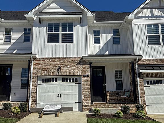 3rd image of 1429 Vanner Ct Lot 414