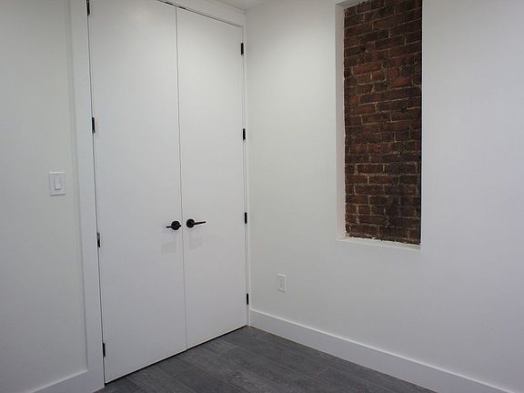 4th image of 402 E 136th St #1