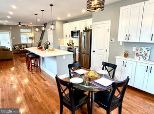 4248 Rhawn St, Philadelphia, PA 19136