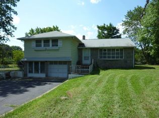 47 N Willow Rd, Hillsborough, NJ 08844