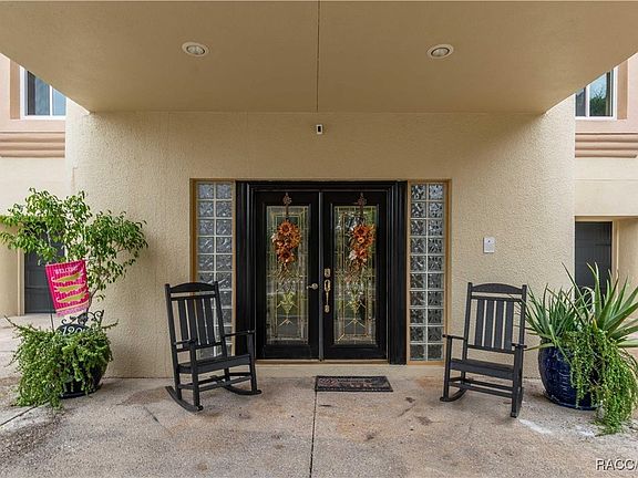 5th image of 1294 N Circle Dr