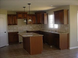 2nd image of 3 Willowbend Ct