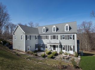 17 Oneill Ct, Ridgefield, CT 06877