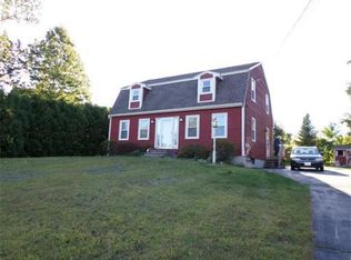 15 Wisteria Dr, Leominster, MA 01453