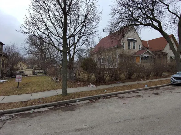 3357 North 11TH STREET, Milwaukee, WI 53206