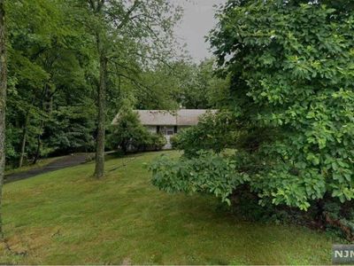 165 Hickory Ln, Closter, NJ, 07624