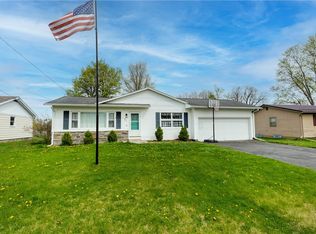 407 Maple Dr, Elmira, NY